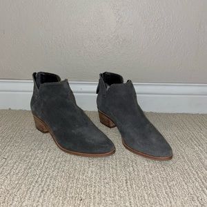 Short booties Dolce Vita